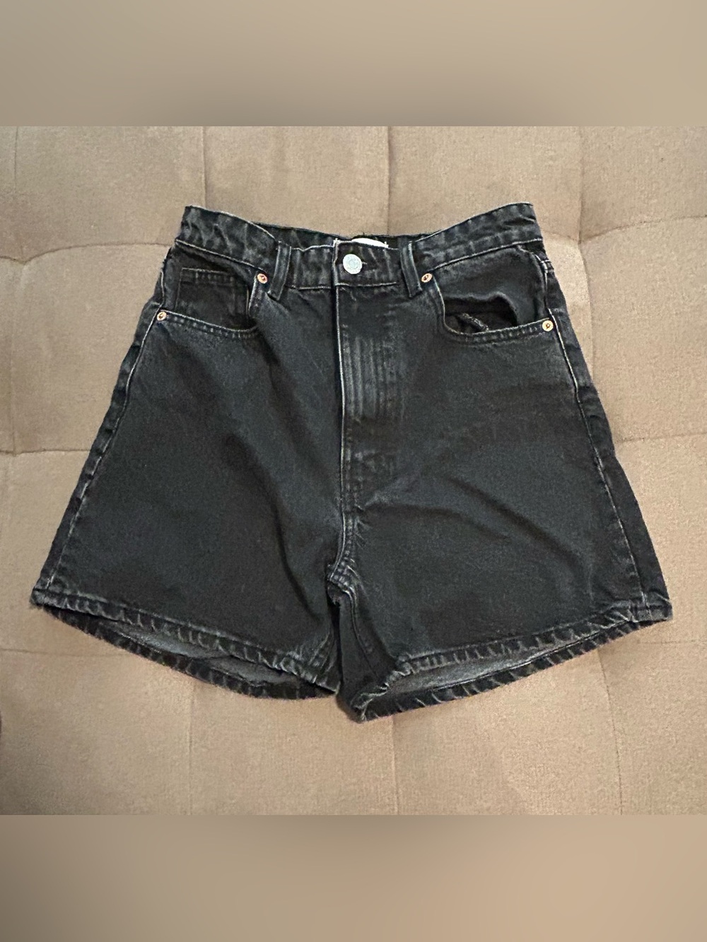 Zara Black High-Waist Mom fit Denim Shorts
